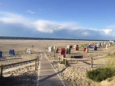 Haus Achterum Apartamento Langeoog